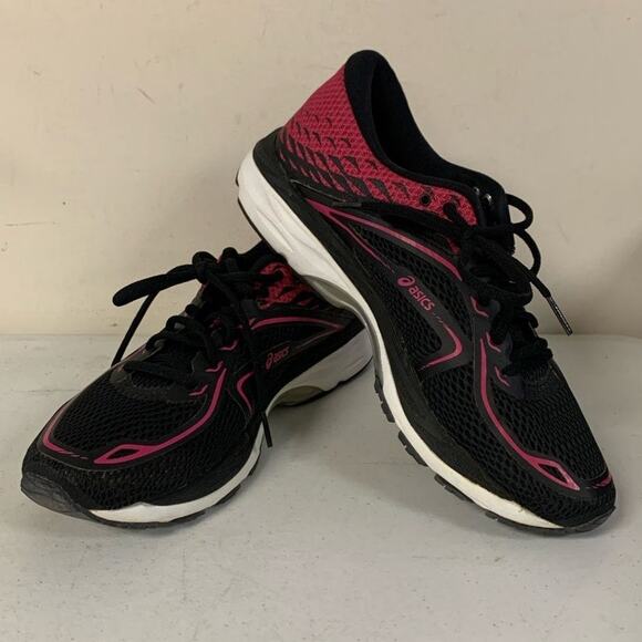 Asics Shoes - Asics Women’s Size 9.5 Gel-Cumulus 19 Running Shoes, Black / Pink